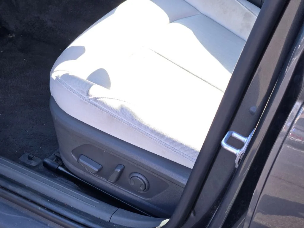 Used 2025 Gray Hyundai SEL image 20