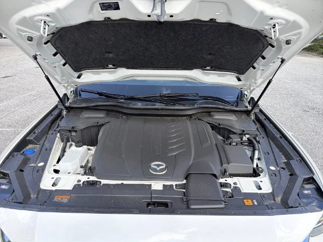 Used 2026 White Mazda 3.3 Turbo Premium Plus image 28