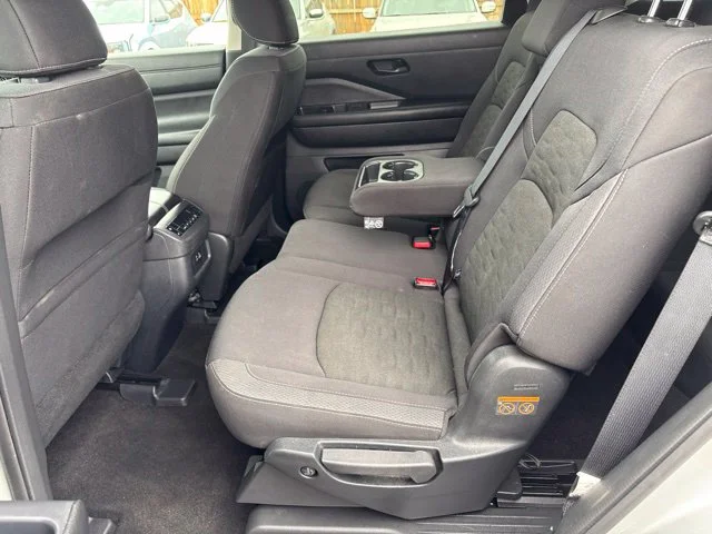 Used 2025 Silver Nissan SV image 29