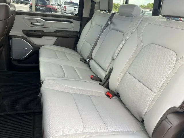 New 2026 Bright White Clear-Coat Exterior Paint RAM Laramie image 20
