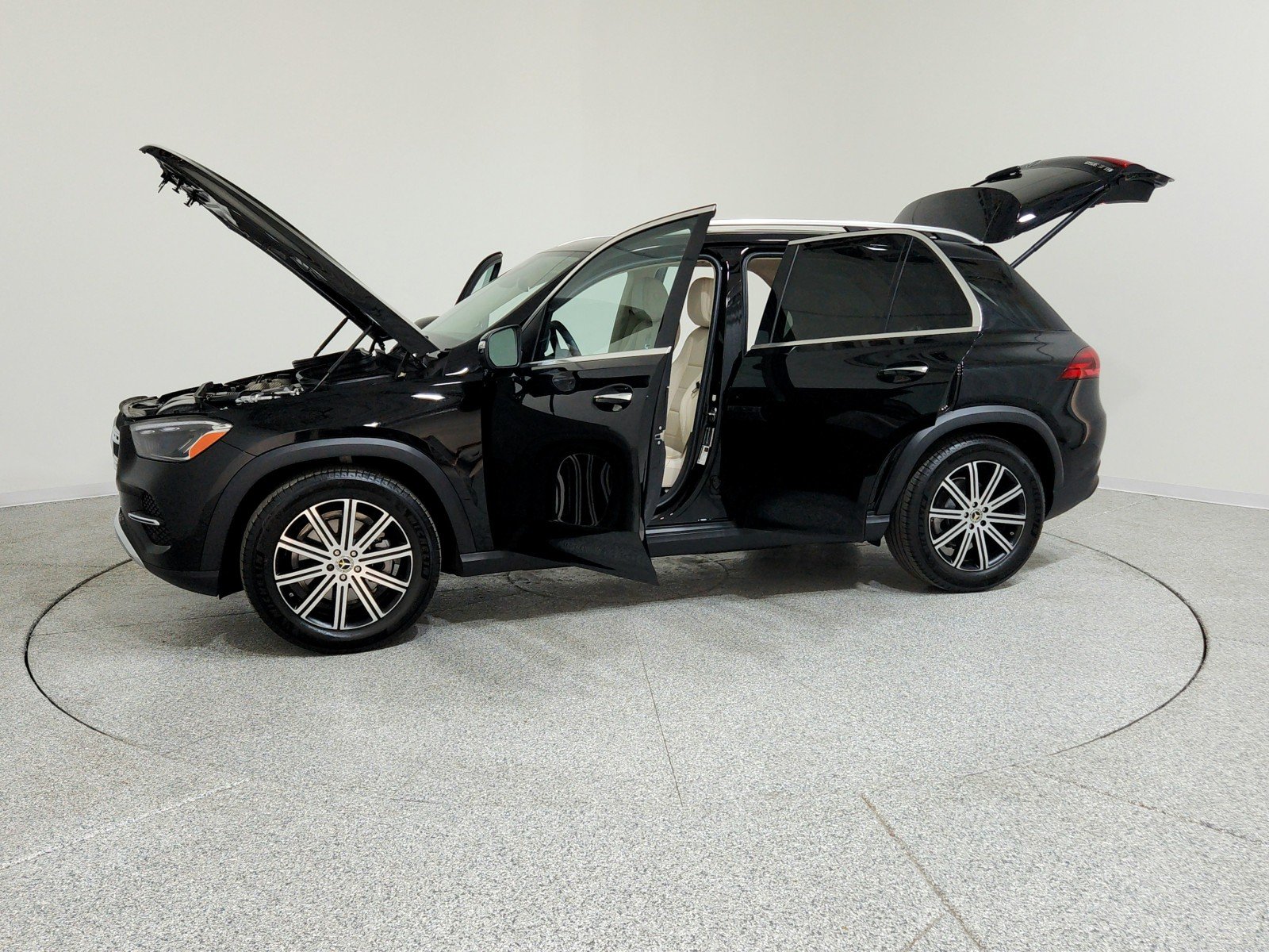 Certified Used 2025 Black Mercedes-Benz GLE 350 image 23