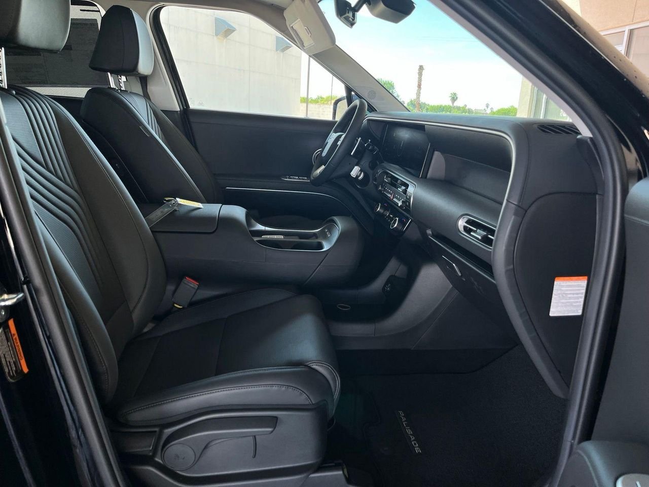 New 2026 Black Hyundai SEL 7P image 22
