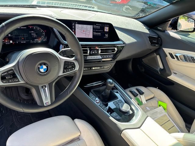 Used 2025 Frozen Deep Green Metallic BMW M40i image 12