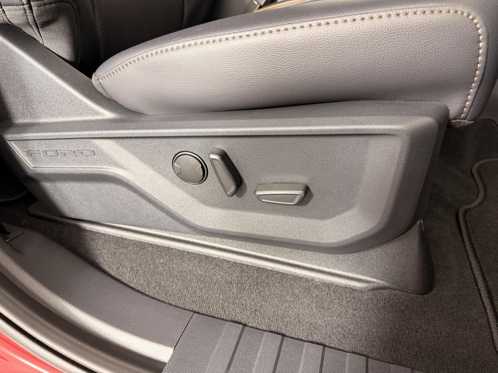 2025 Ford F-350 Super Duty Lariat - Photo 64