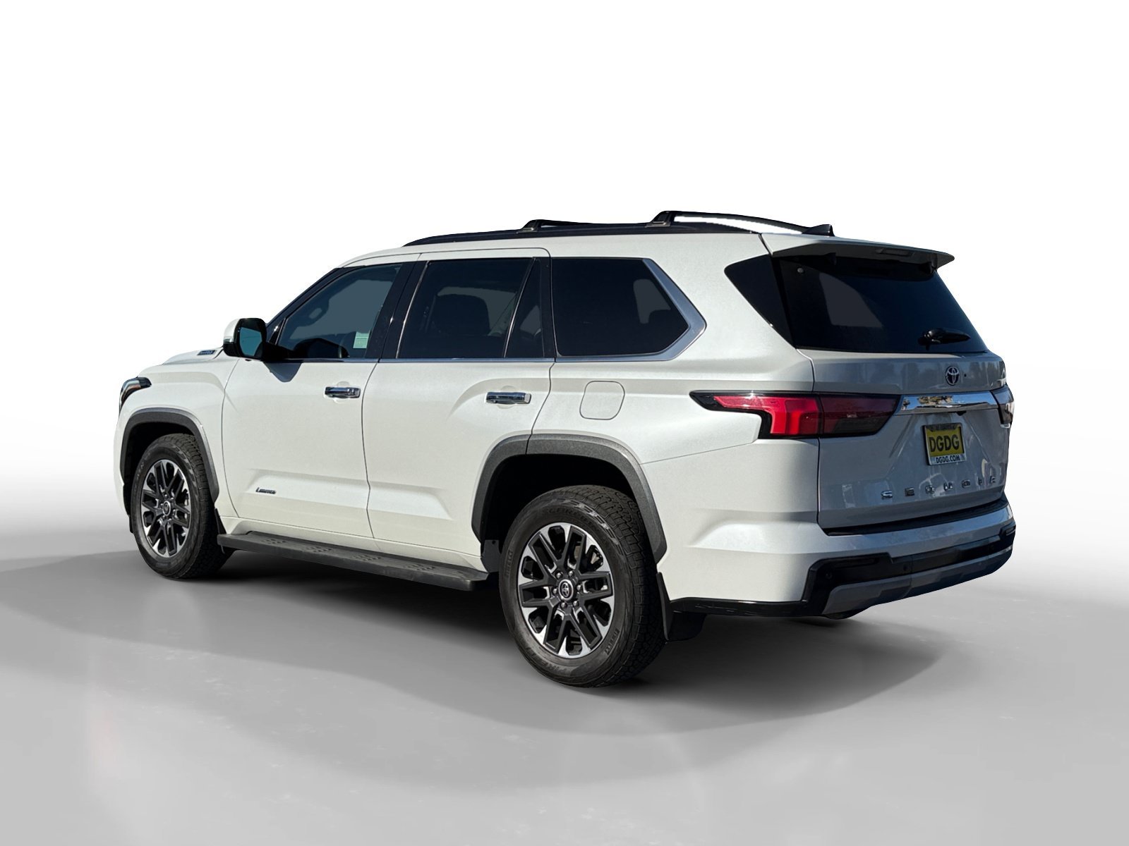 Used 2023 Pearl Toyota Limited image 3