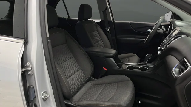 Used 2020 Silver Ice Metallic Chevrolet LT image 23