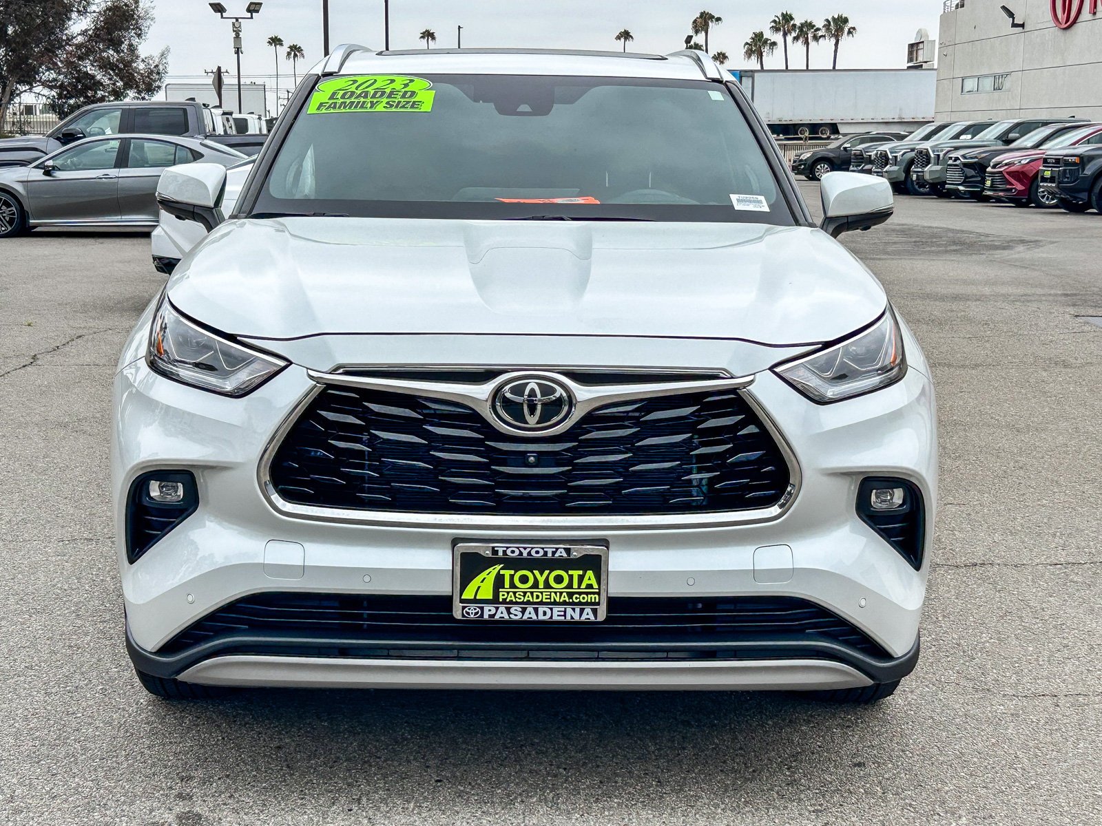 Used 2023 WIND CHILL PEARL TOYOTA TRUCK PLATINUM image 2