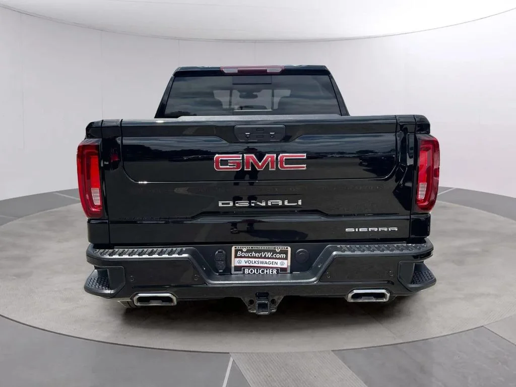 Used 2021 Onyx Black GMC Denali image 4