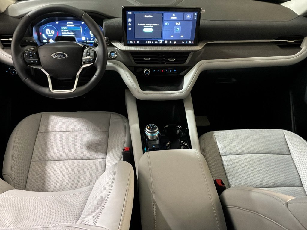 New 2026 Agate Black Metallic Ford Platinum™ image 9