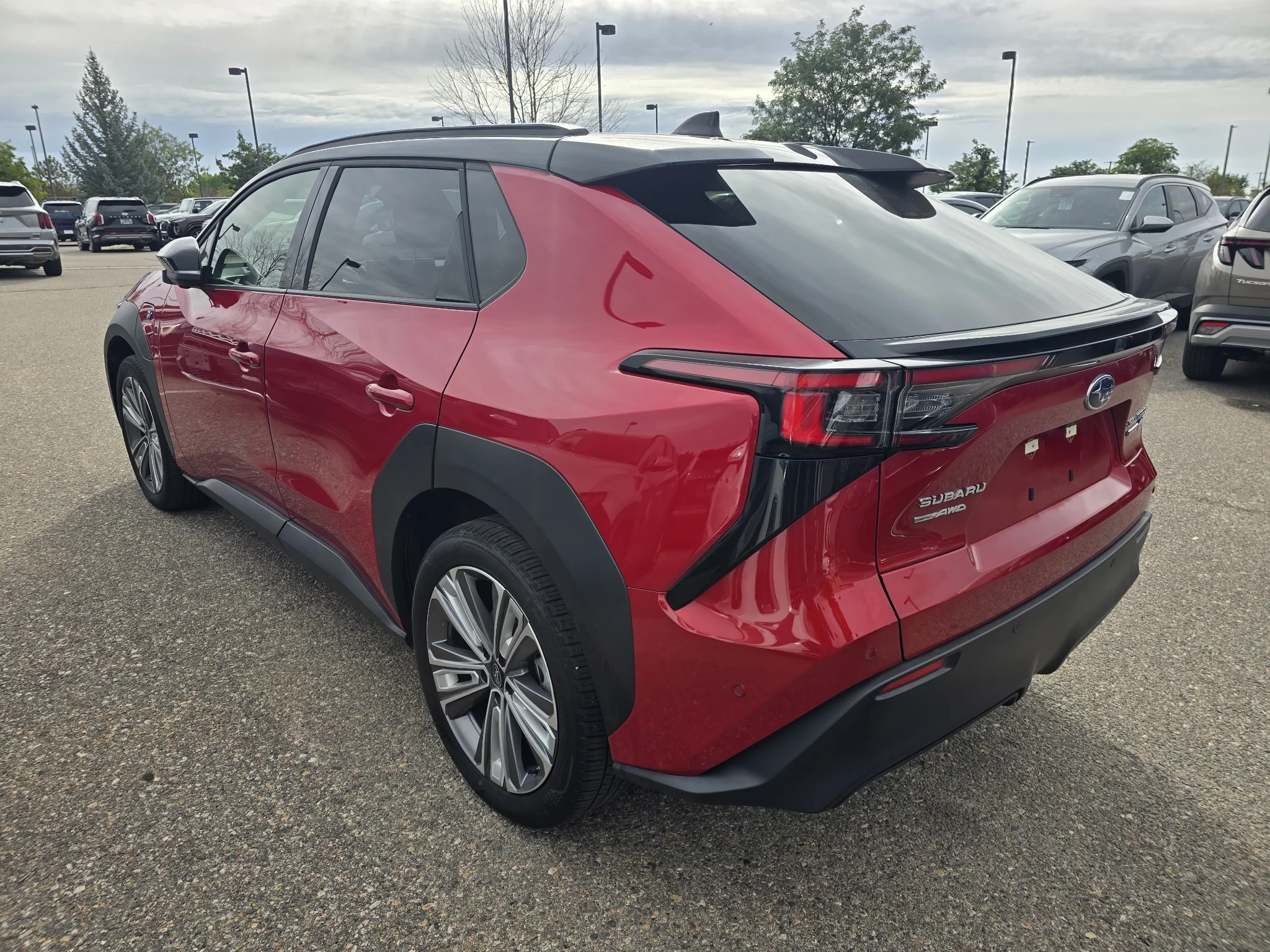 Used 2023 Elemental Red Pearl 2-Tone Subaru Touring image 3