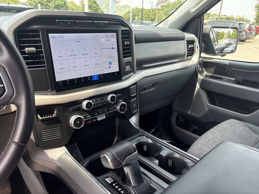 Used 2023 Black Ford XLT image 19