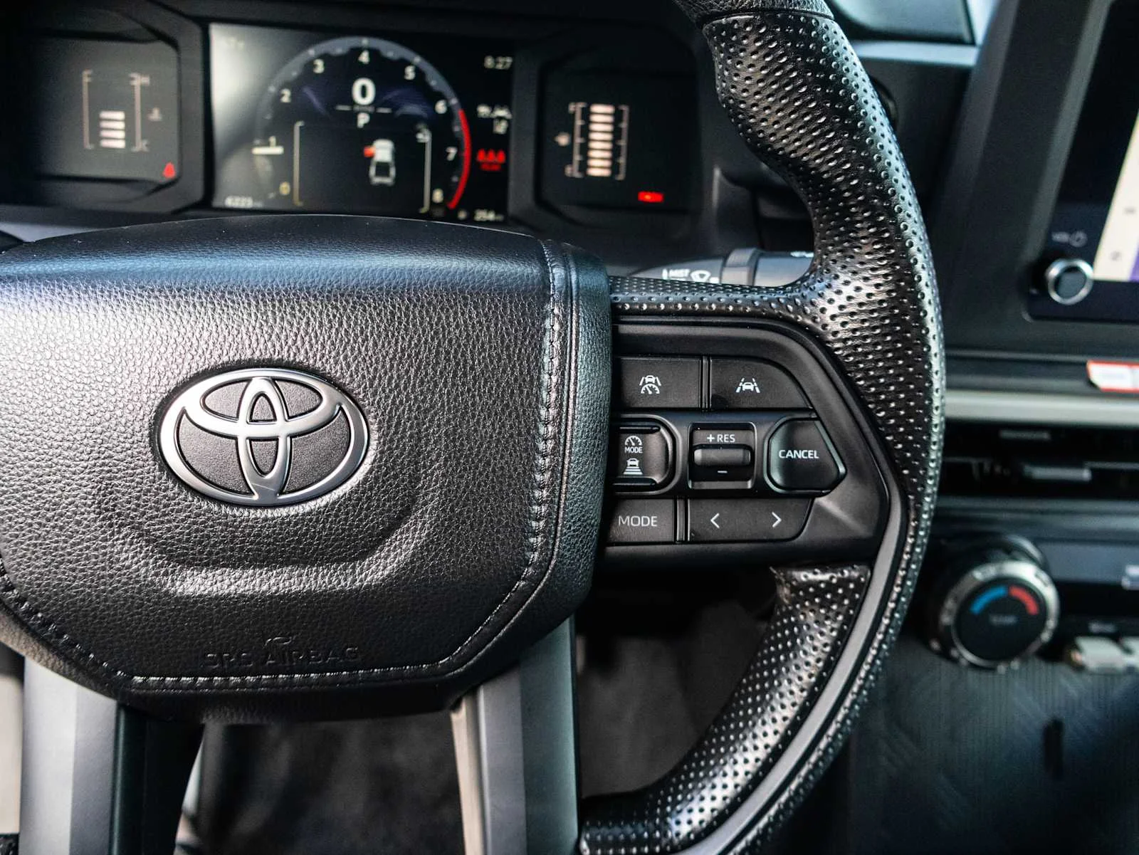 2025 Toyota Tacoma SR - Photo 42