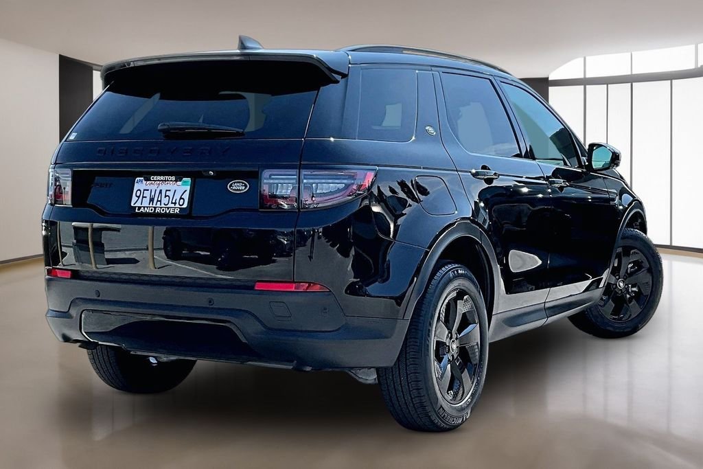 Used 2023 Santorini Black Metallic Land Rover S image 6