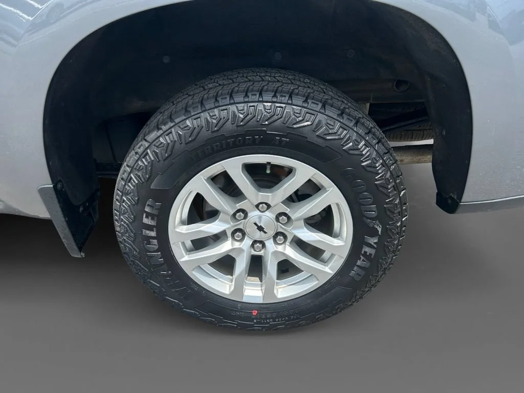 Used 2021 SATIN STEEL METALLIC Chevrolet RST image 15