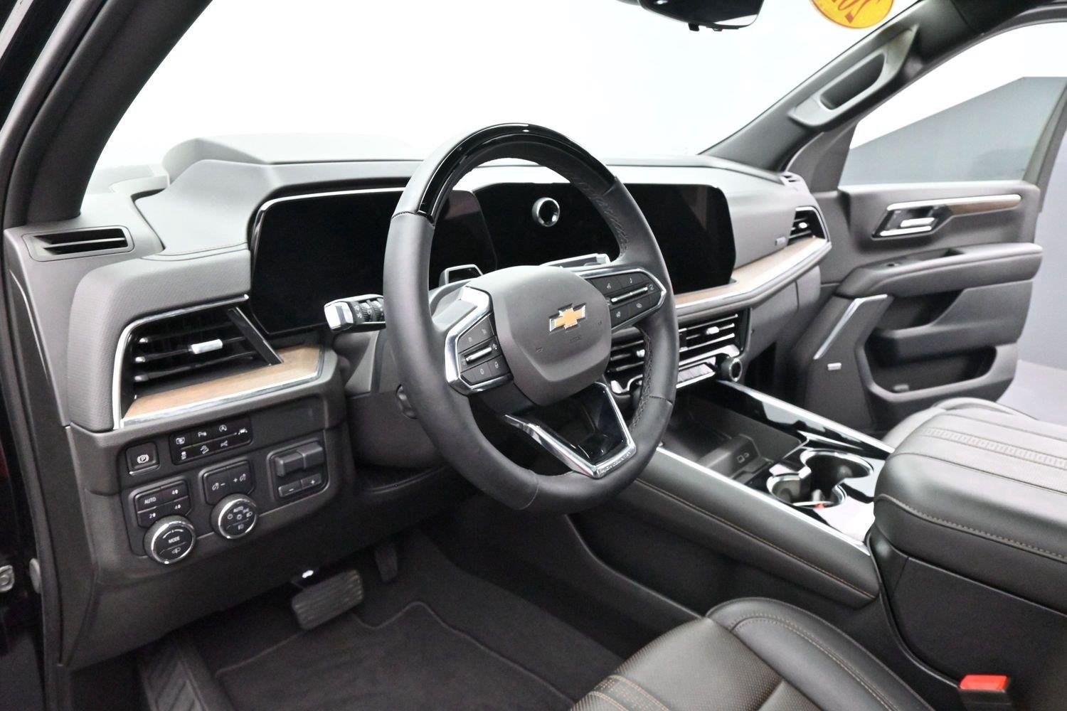 Used 2025 Black Chevrolet High Country image 18