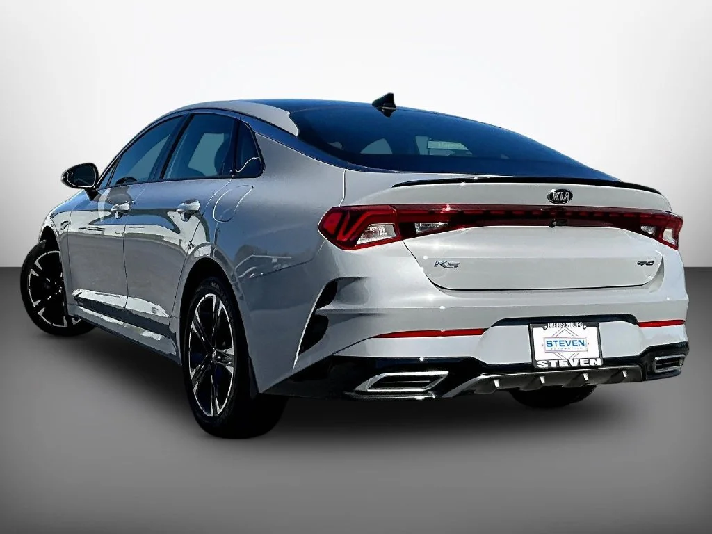 Used 2021 Gray Kia GT-Line image 3