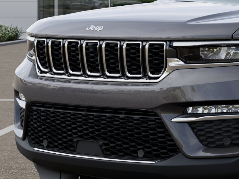 New 2025 Baltic Gray Metallic Clear-Coat Exterior Paint Jeep Limited image 27