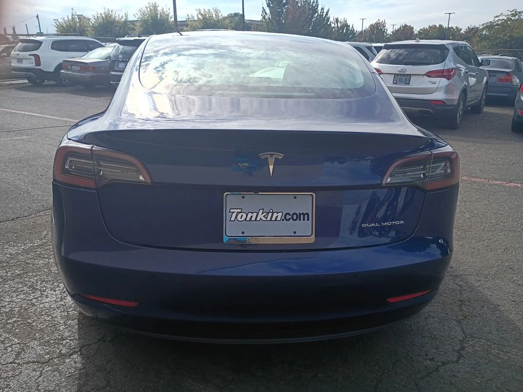 Used 2019 Blue Tesla Long Range image 8