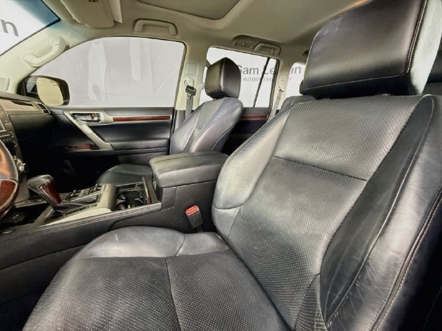 Used 2015 Silver Lexus 460 Luxury image 21