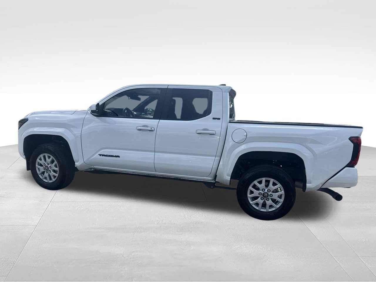 Certified Used 2025 White Toyota SR5 image 7