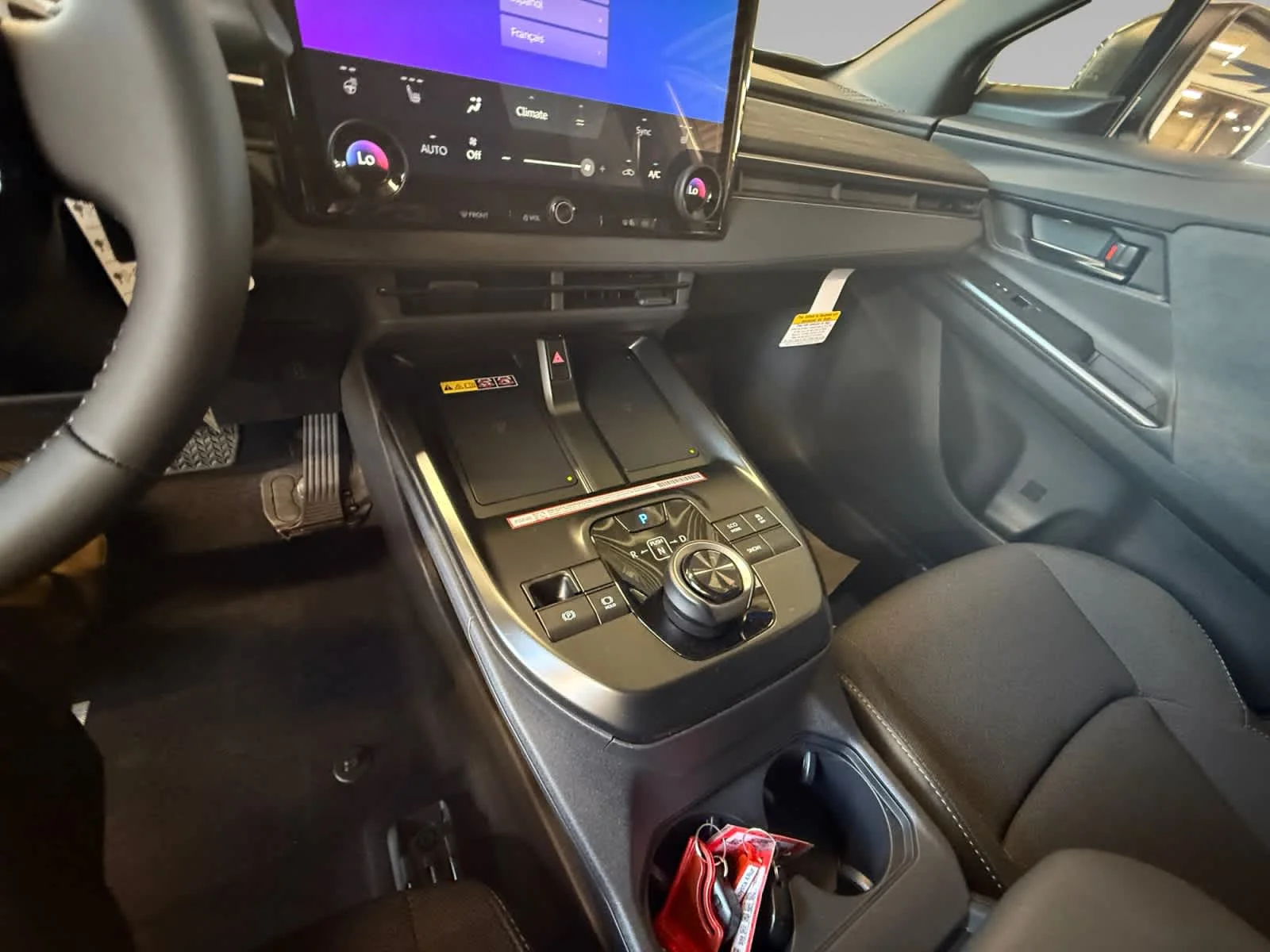 2026 Toyota C-HR SE - Photo 18