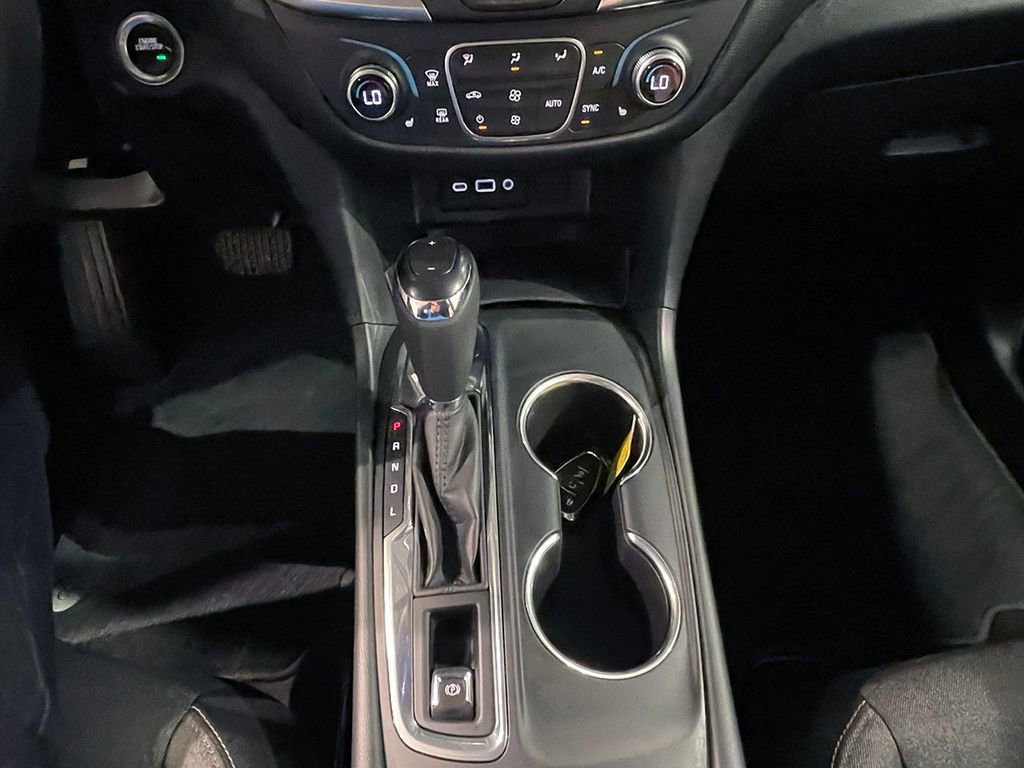 Used 2021 SILVER ICE METALLIC Chevrolet LT image 34