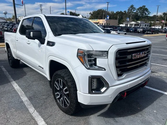 Used 2020 White GMC AT4 image 2