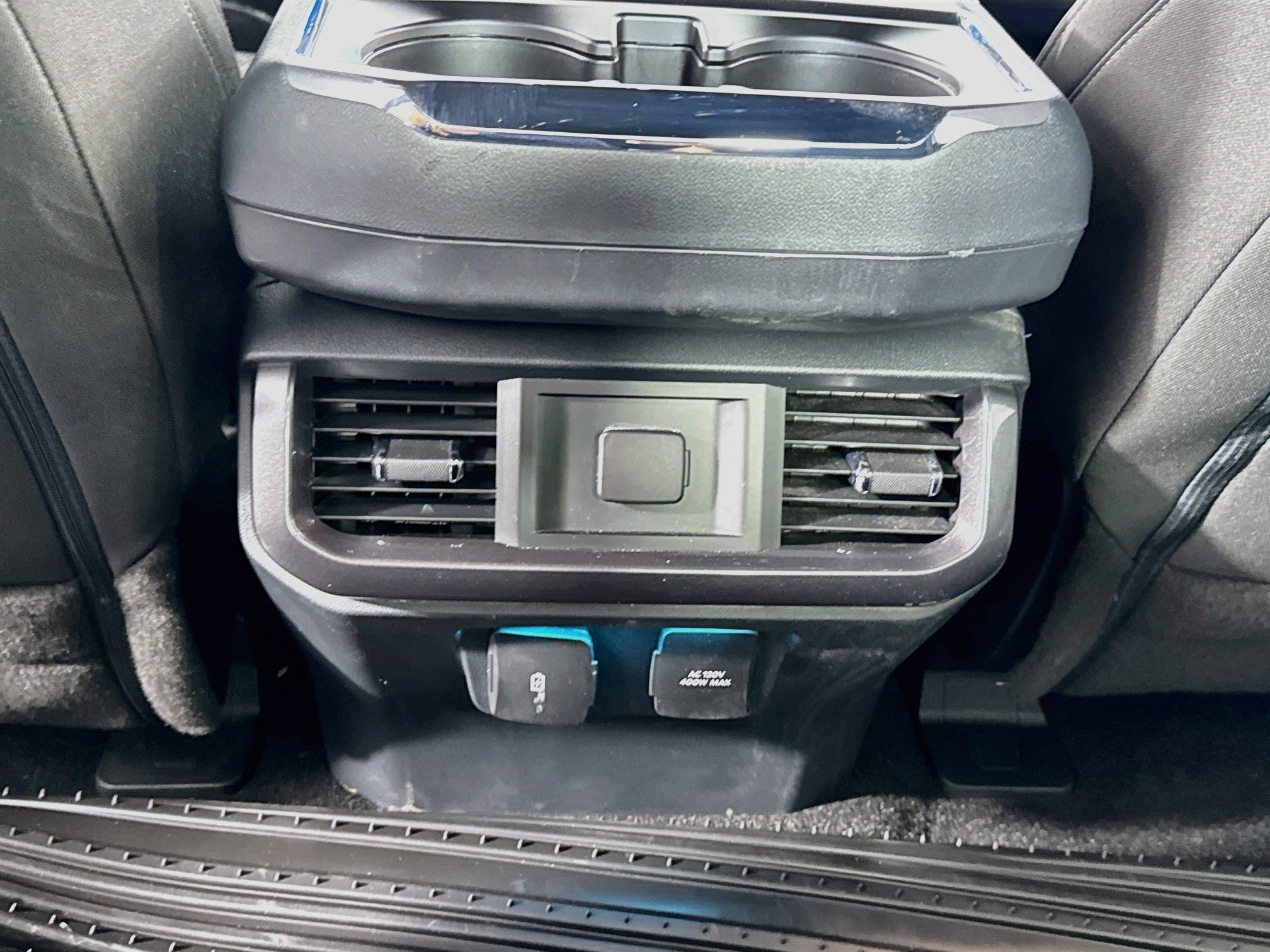 Used 2023 Iconic Silver Metallic Ford XLT image 25
