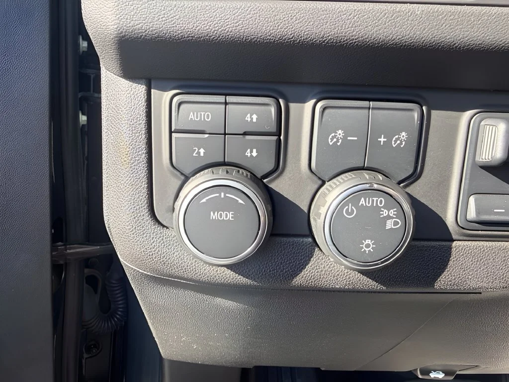 Used 2022 Gray Chevrolet RST image 25