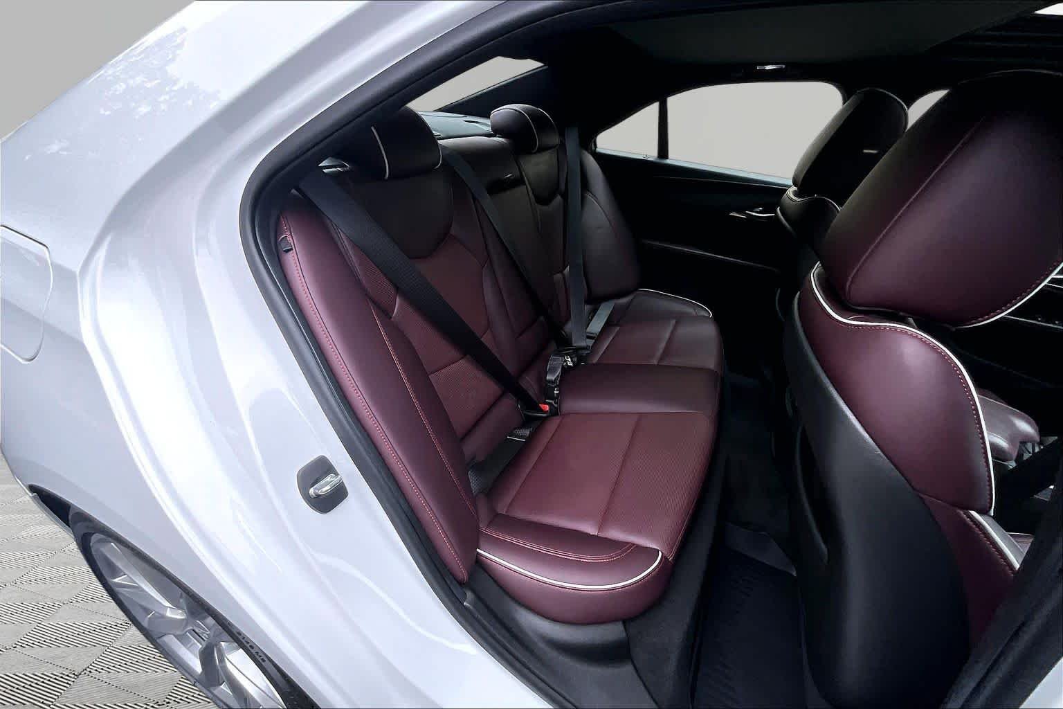 Used 2020 Summit White Cadillac V-Series image 20