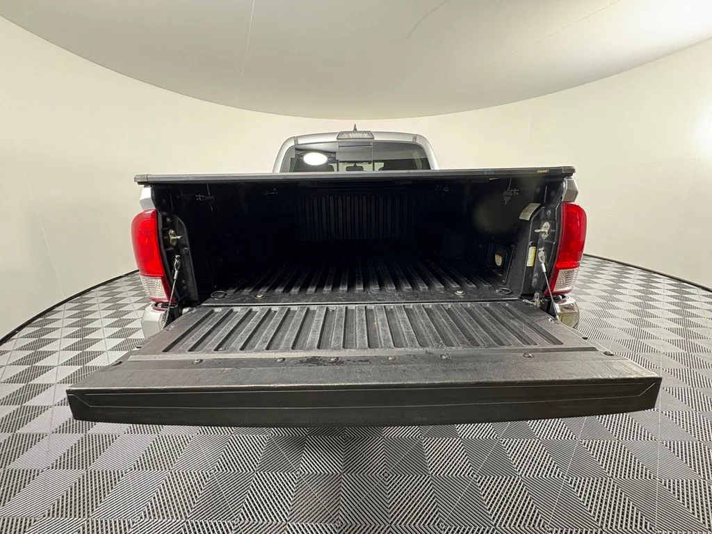 Used 2017 Silver Toyota TRD Off-Road image 10