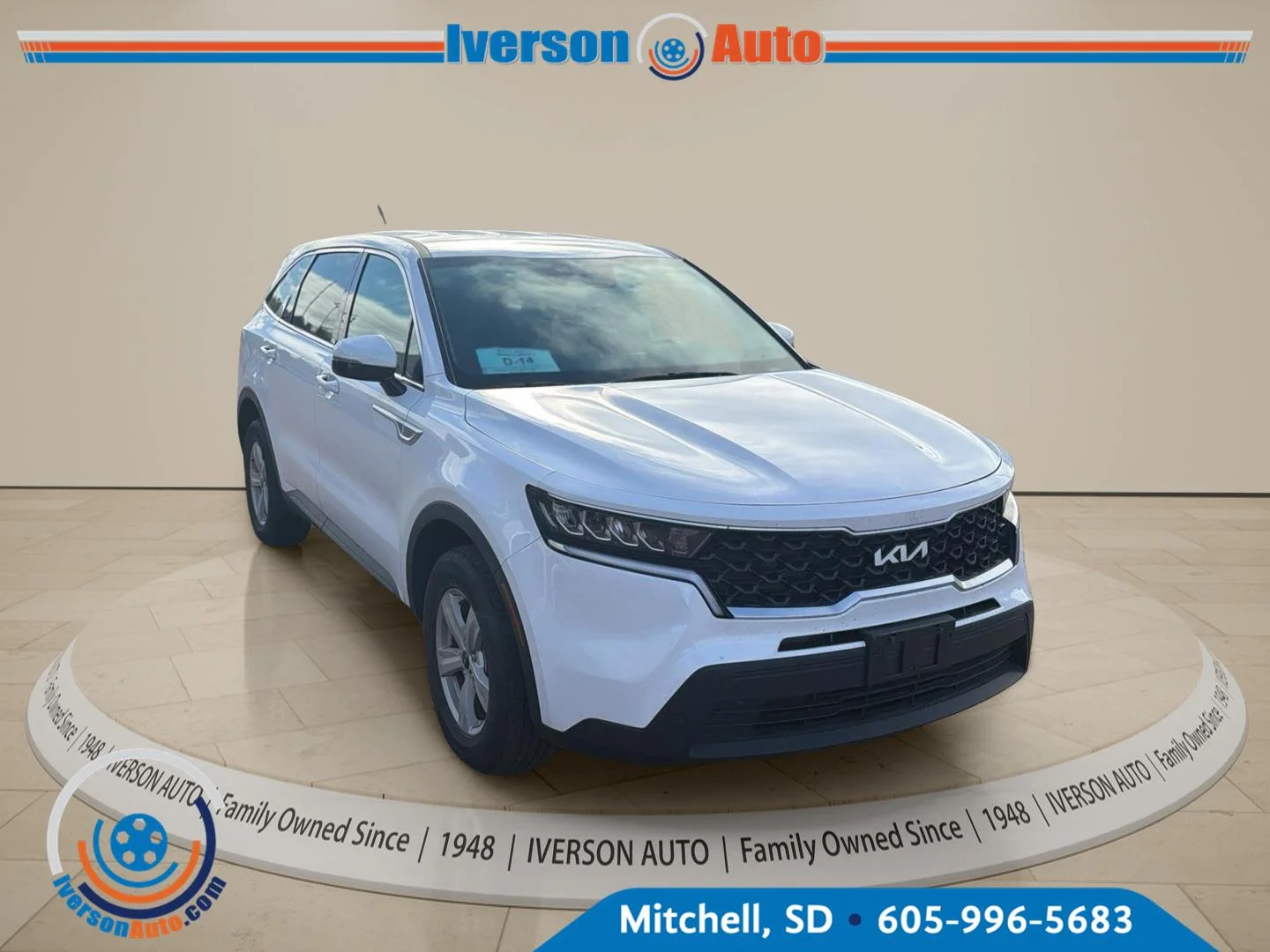 Used 2023 Glacial White Pearl KIA LX AWD image 4