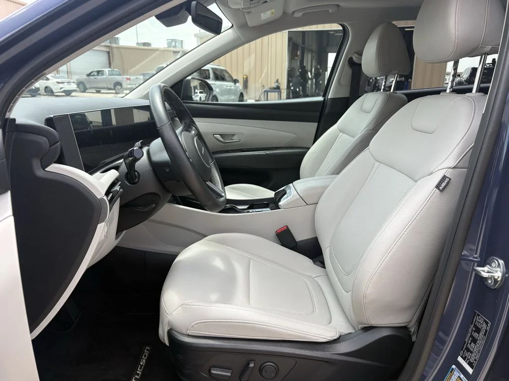 Used 2025 Atlantis Blue Hyundai SEL Convenience image 12
