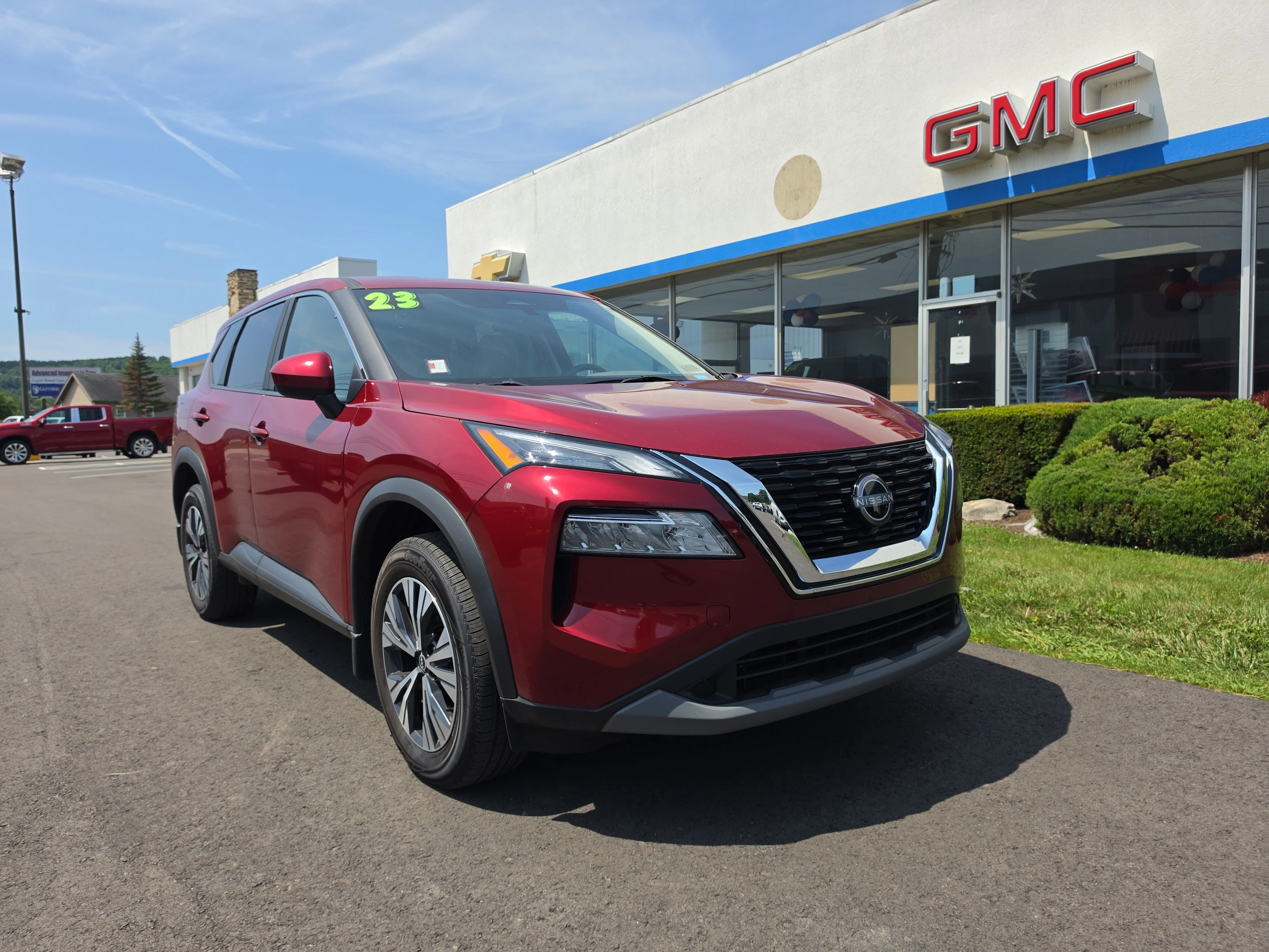 Used 2023 Scarlet Ember Tintcoat Nissan SV image 1