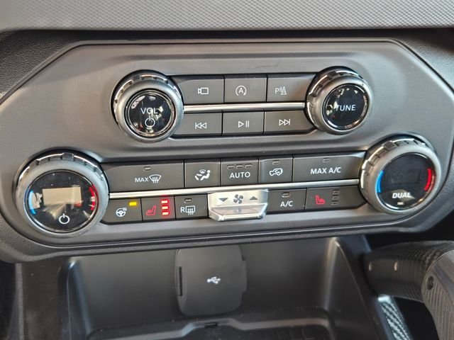 New 2024 Oxford White Ford Raptor® image 20