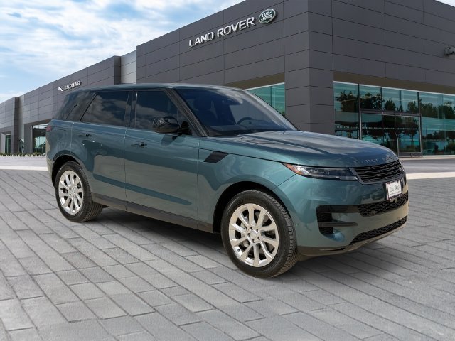 Used 2023 Giola Green Metallic Land Rover SE image 7