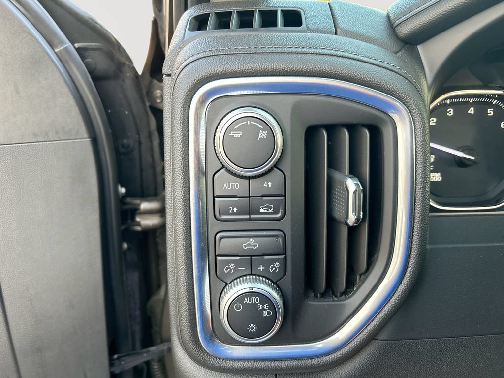Used 2019 SMOKEY QUARTZ METALLIC GMC SLE image 21