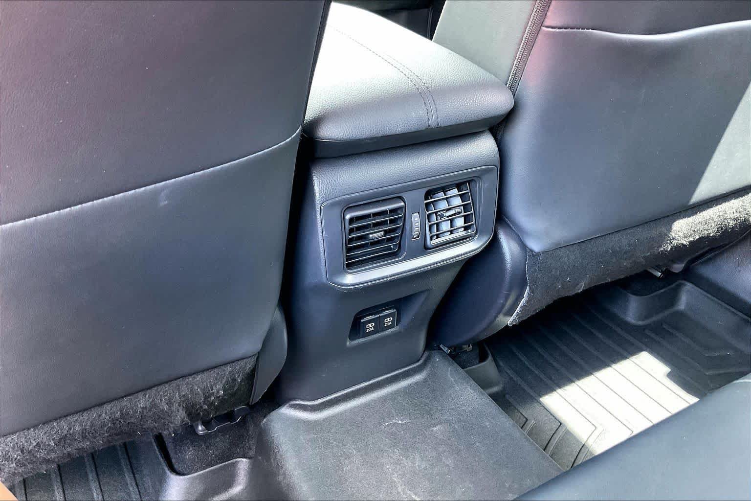 Used 2020 Magnetic Gray Metallic Toyota XLE Premium image 34