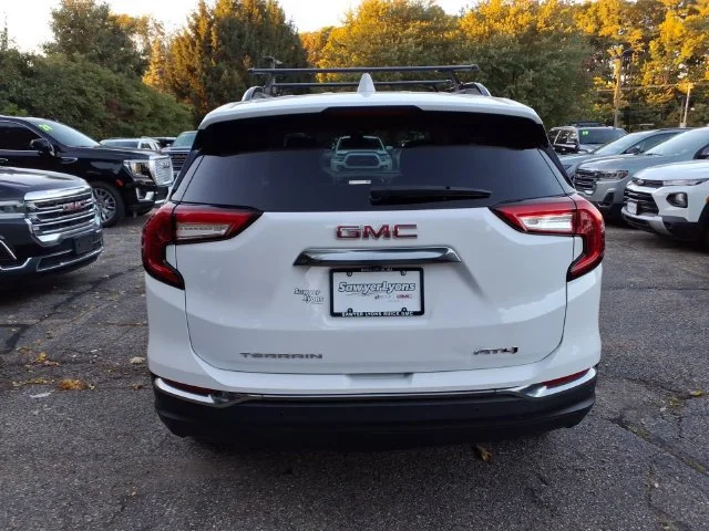 2023 GMC Terrain AT4 - Photo 5