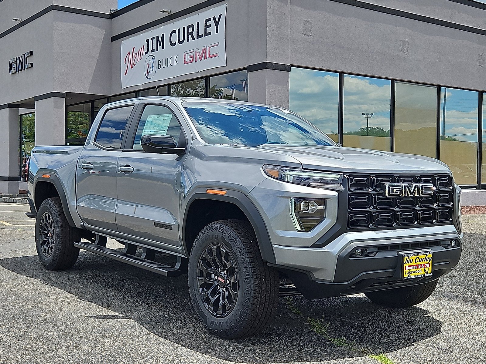 New 2026 Sterling Metallic GMC Elevation image 3