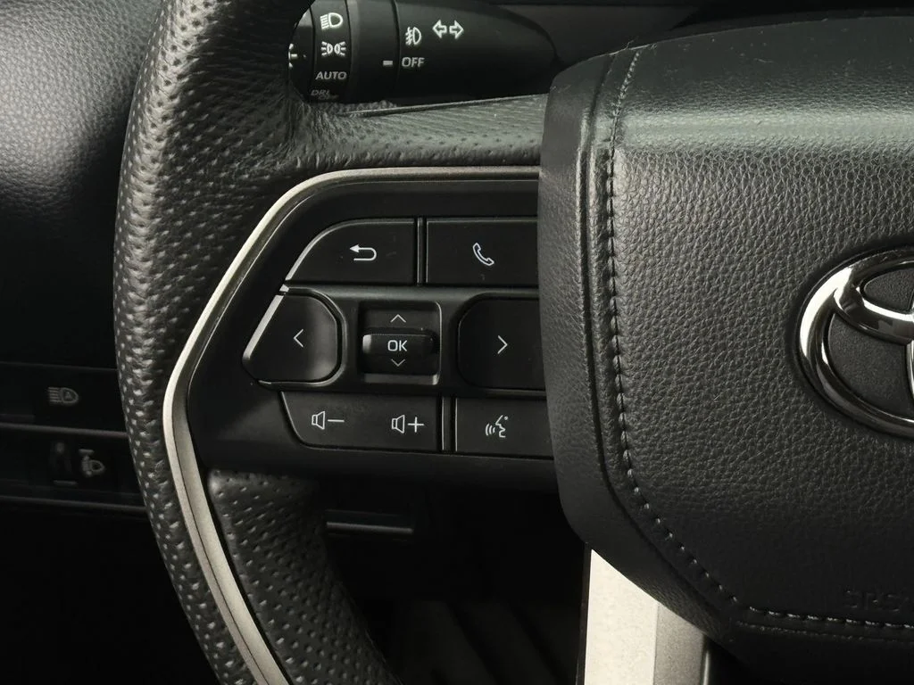 Used 2025 Gray Toyota SR5 image 15