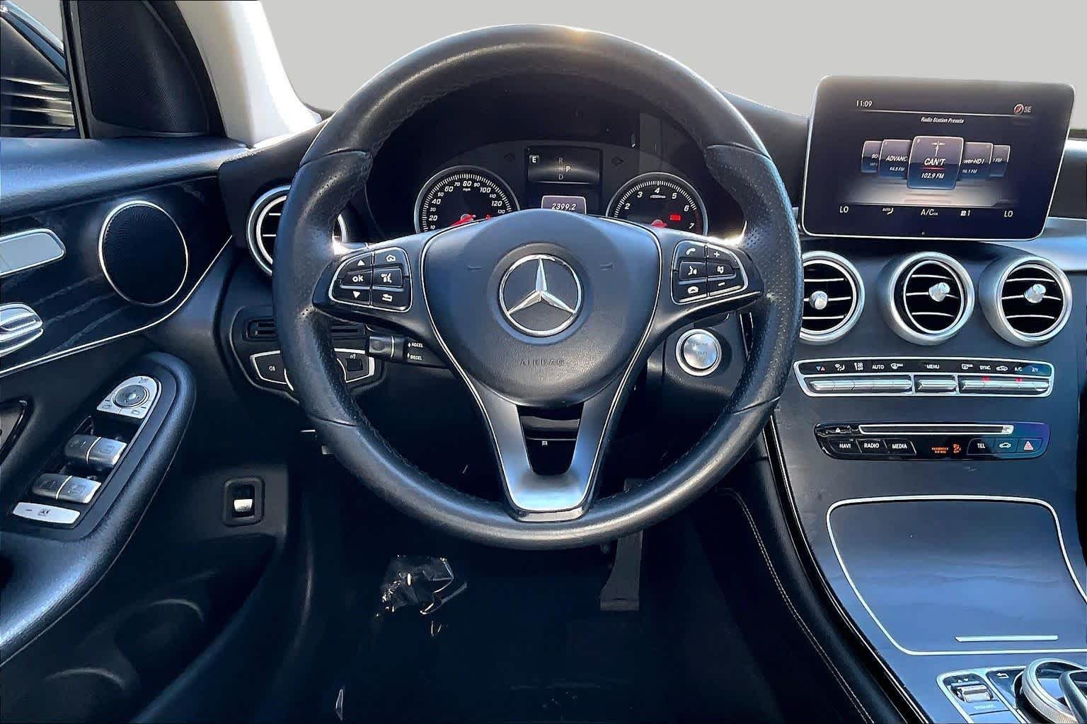 Used 2017 Obsidian Black Metallic Mercedes-Benz GLC 300 image 6