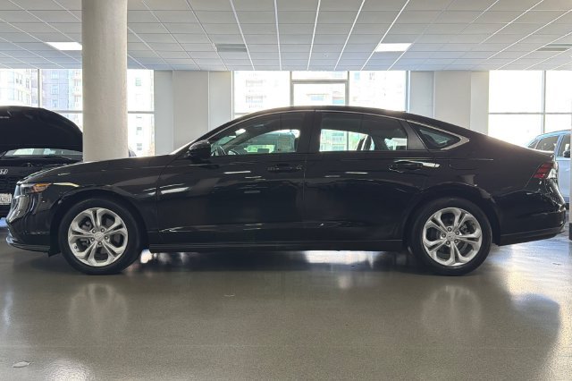 Used 2024 Crystal Black Pearl Honda LX image 10
