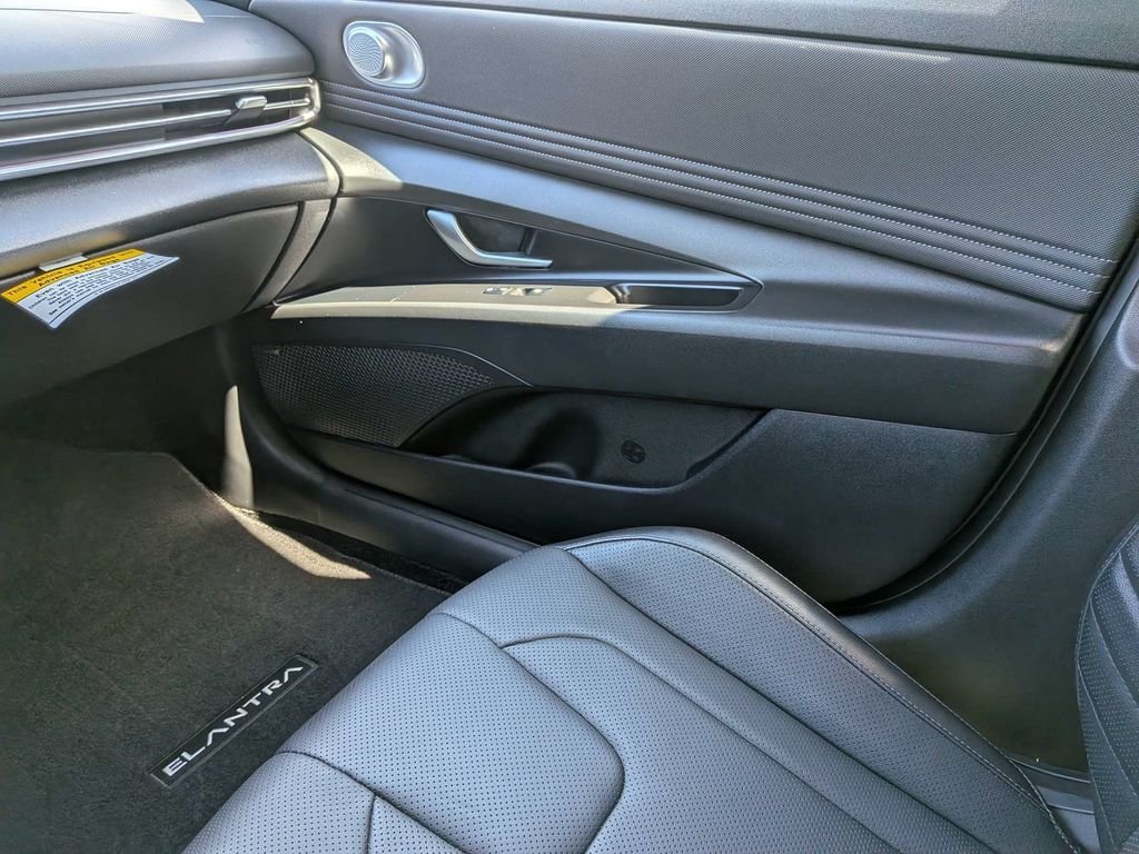 Used 2023 Gray Hyundai Limited image 18