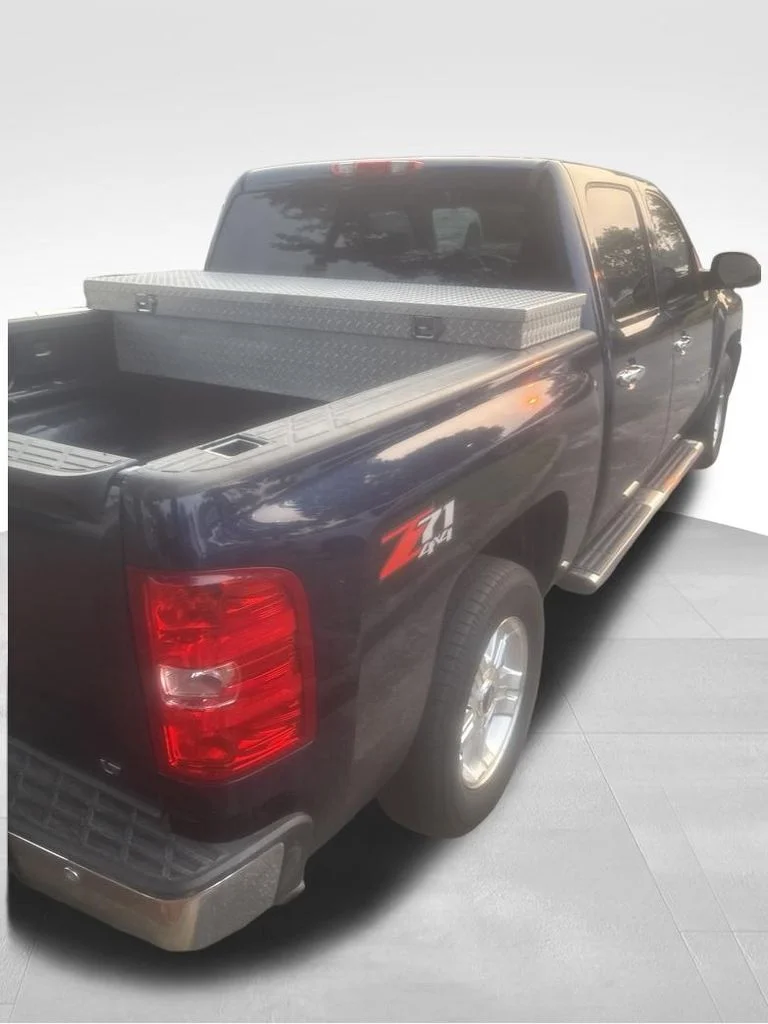 Used 2011 Blue Chevrolet LT image 14