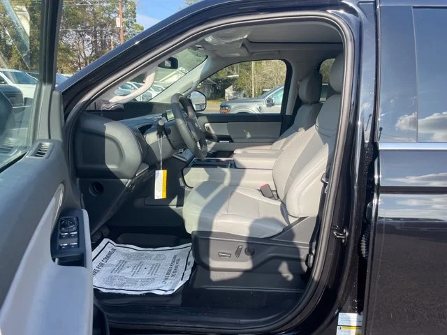 2026 Ford Expedition MAX Active - Photo 10