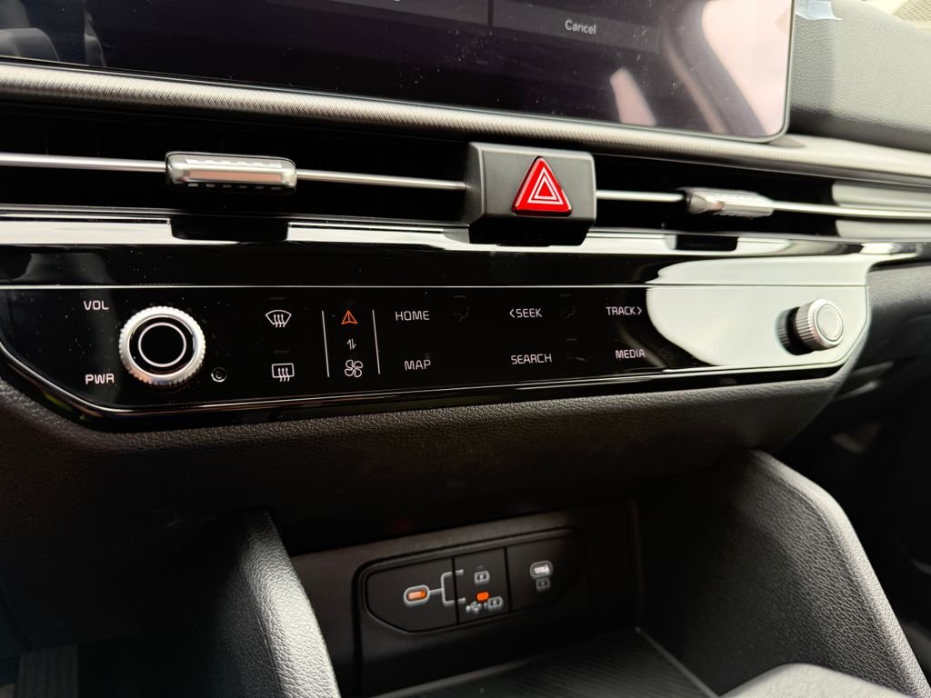 New 2026 Panthera Metal Kia LX image 29