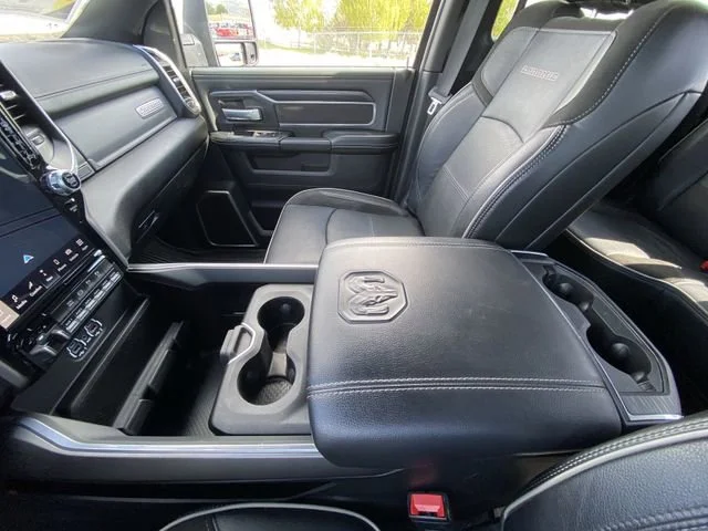 Used 2024 Granite Crystal Clearcoat Ram Laramie image 21