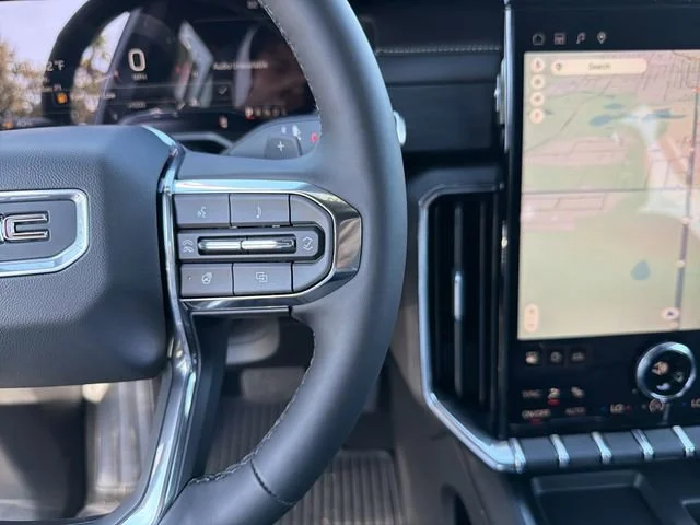 New 2026 Sterling Metallic GMC Elevation image 31