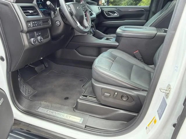 Used 2022 Summit White Chevrolet RST image 9